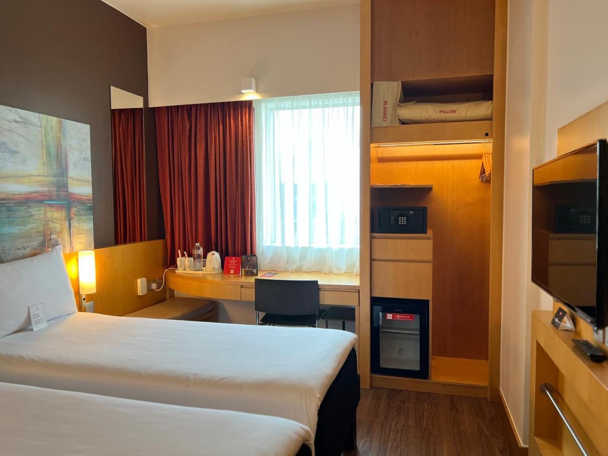 Ibis One - World Trade Centre होटल
