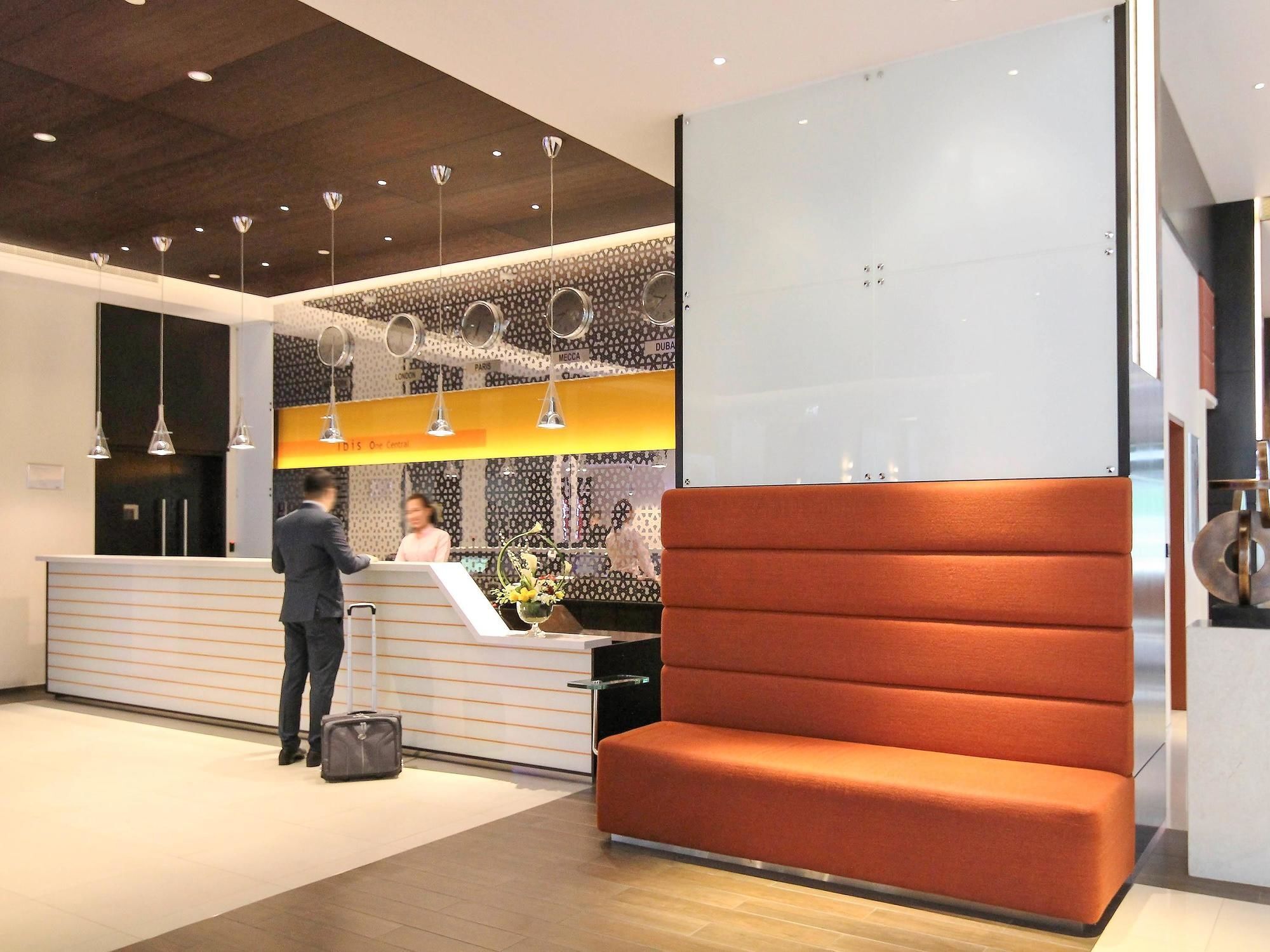 Ibis One - World Trade Centre होटल 3*