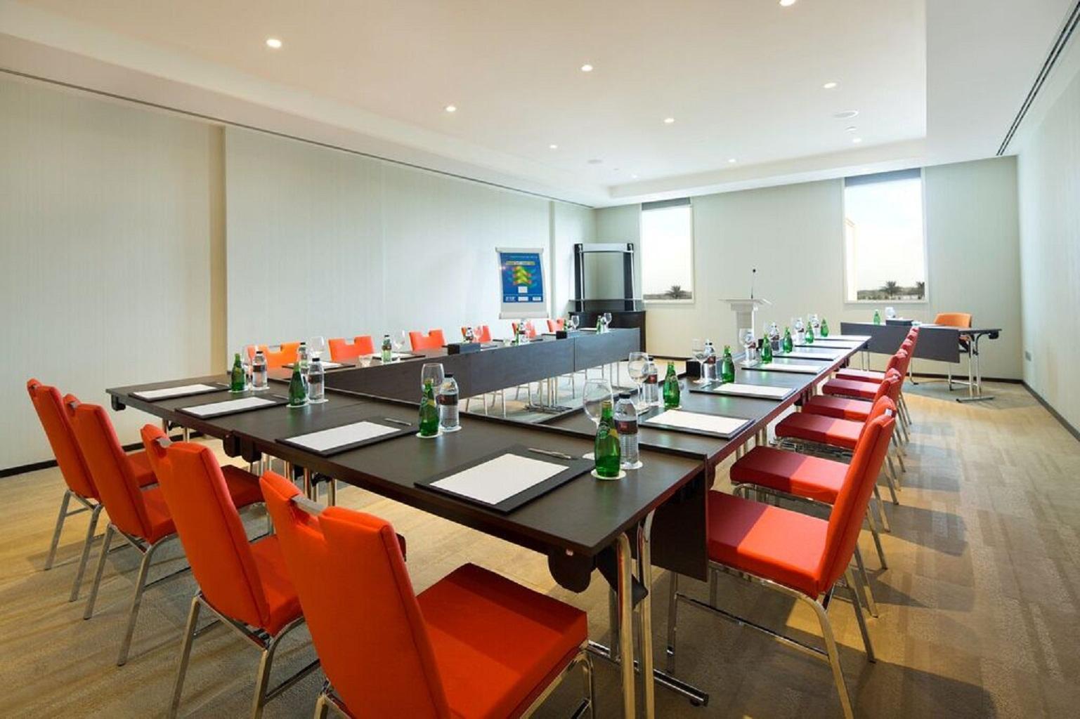 Ibis One - World Trade Centre होटल