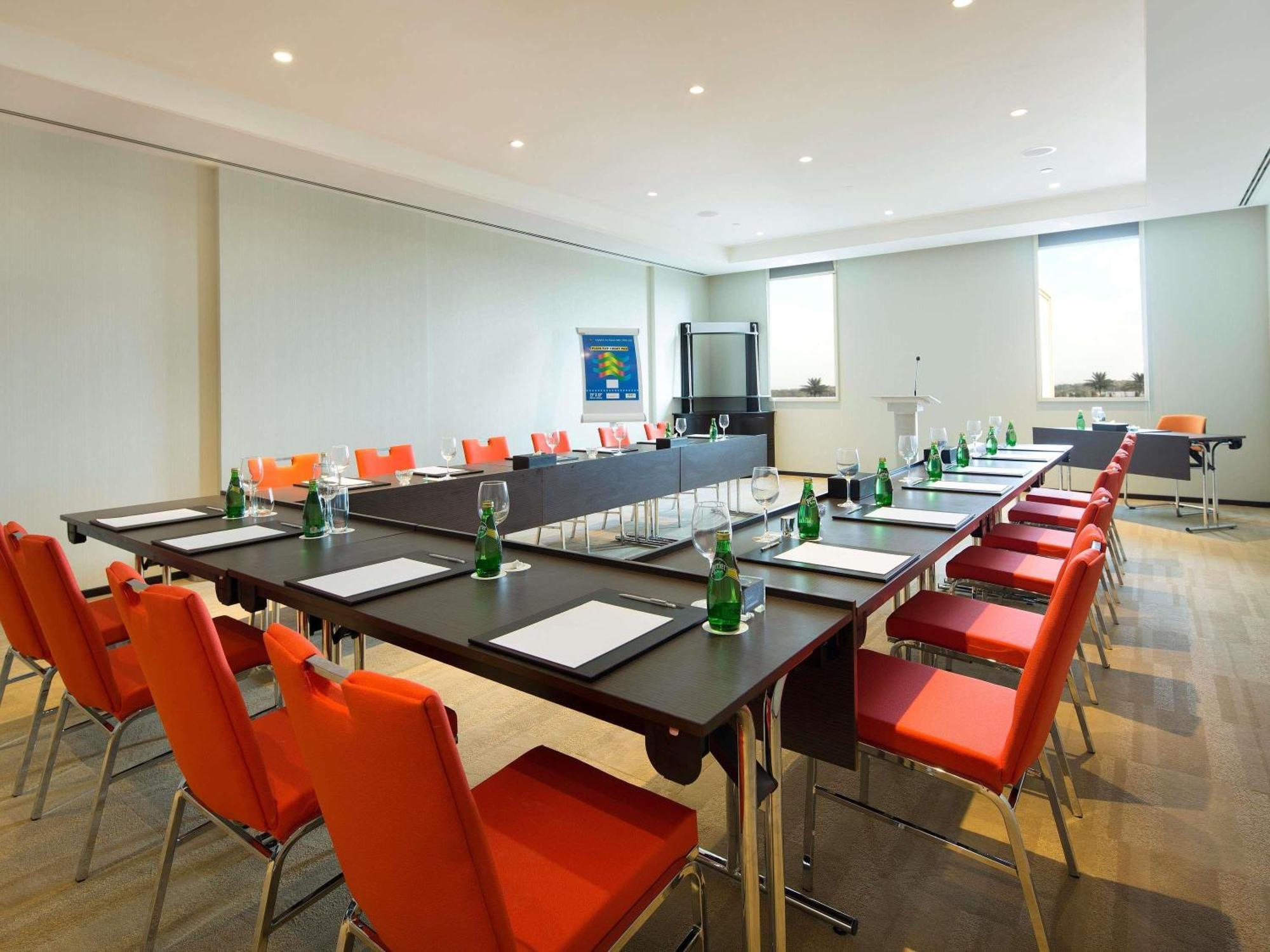 Ibis One - World Trade Centre Отель
